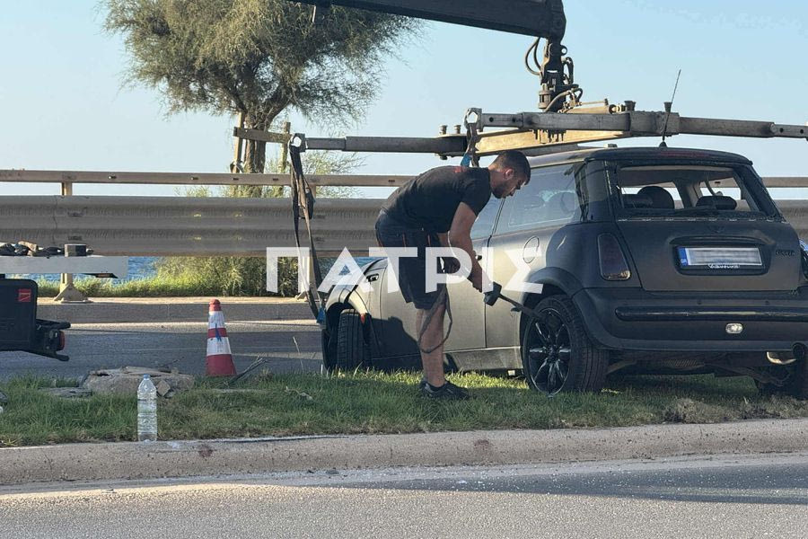 Ηράκλειο: Τροχαίο στην παραλιακή – Αυτοκίνητο έπεσε σε στύλο και “καβάλησε” το διαχωριστικό (φωτογραφίες + βίντεο)