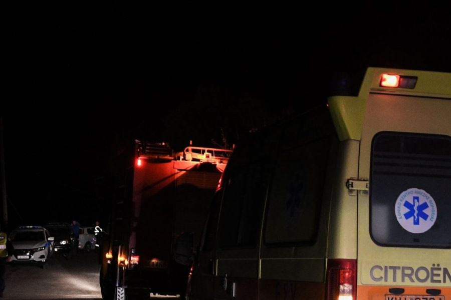 Τροχαίο τα ξημερώματα στα Χανιά – Γυναίκα απεγκλωβίστηκε από την Πυροσβεστική