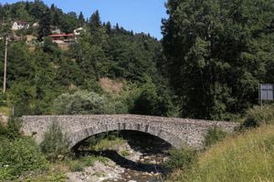 Τραγωδία στην Πιερία: Νεκρή 14χρονη που έπεσε από γέφυρα