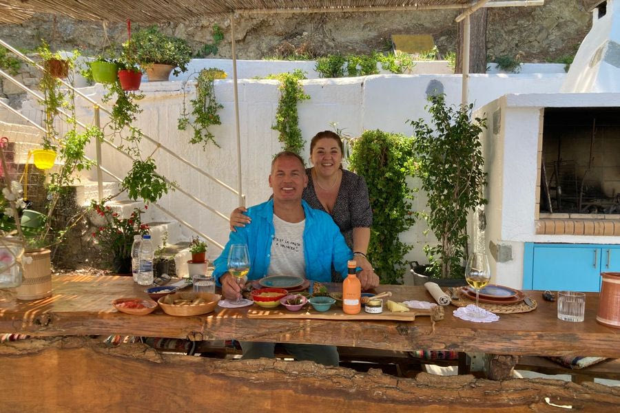 Φιλοξενία διακεκριμένου ταξιδιωτικού συντάκτη από τις ΗΠΑ στο Λασίθι