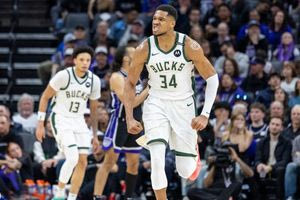 Γιάννης Αντετοκούνμπο: Η πρώτη αντίδραση μετά τις αλλαγές στους Μπακς – «Είναι εκνευρισμένος»