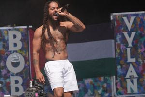 Bob Vylan: Ακυρώθηκαν συναυλίες σε Παρίσι και Μάντσεστερ