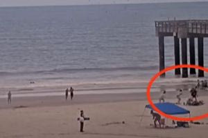 Φλόριντα: Κεραυνός χτύπησε λουόμενους σε πολυσύχναστη παραλία – Τρεις τραυματίες