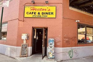 Κλείνει μετά από 76 χρόνια το «Hector’s Cafe» του Νίκου Καπελώνη