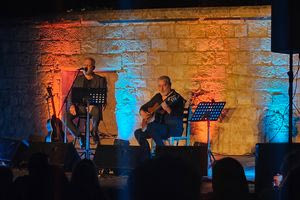 Μια μαγική sold out βραδιά στο Κηποθέατρο «Μάνος Χατζιδάκις» με τον Χρήστο Θηβαίο και τον Παναγιώτη Μάργαρη