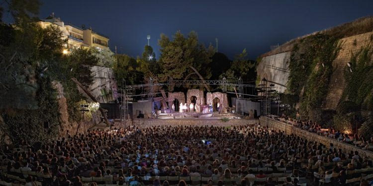 Οι παραστάσεις στα Κηποθέατρα του Δήμου Ηρακλείου το Σαββατοκύριακο