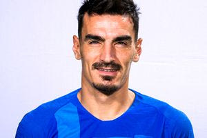 «Κρέμασε» τα παπούτσια του ο Λάζαρος Χριστοδουλόπουλος