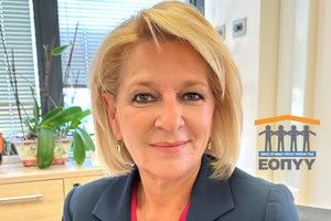 Θεανώ Καρποδίνη στην “Π”: «Με την “Κατ’ Οίκον” αποστολή φαρμάκων αναβαθμίζουμε την ποιότητα ζωής του ασθενή»