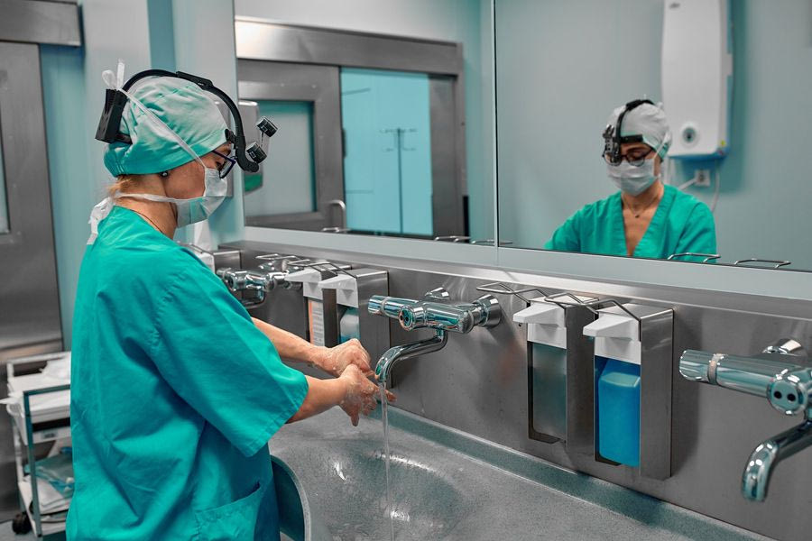 Αναισθησιολόγος ζητά μετάθεση στο Βενιζέλειο και το υπουργείο Υγείας την έχει στο… περίμενε