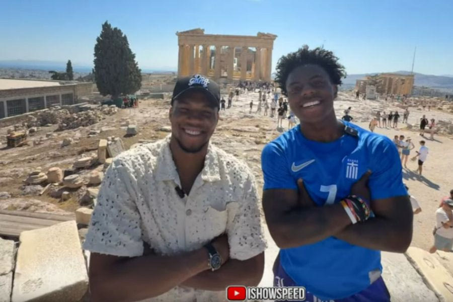 Ο Γιάννης Αντετοκούνμπο ξενάγησε σε live μετάδοση τον διάσημο youtuber IShowSpeed στην Ακρόπολη
