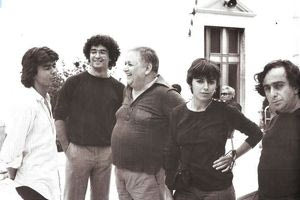 Ανώγεια 1979: Ο Μάνος Χατζιδάκις, ο Θάνος Μικρούτσικος και ο γάιδαρος!