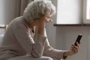 Ηράκλειο: Η απατεώνισσα πήγε για είσπραξη … μαζί με τους αστυνομικούς!