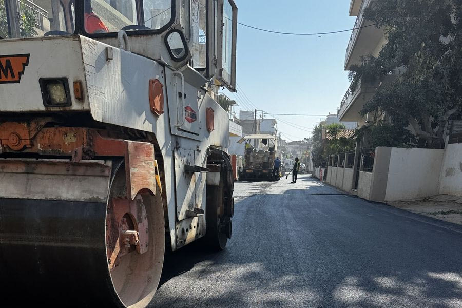 Ηράκλειο: Μπαίνει νέα άσφαλτος στην οδό Μπακογιάννη