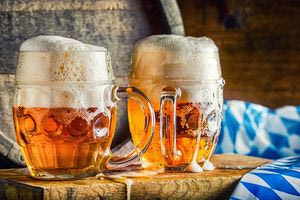 Mπίρα: Μπορεί να έχει θέση σε μια υγιεινή διατροφή και τι λένε οι ειδικοί