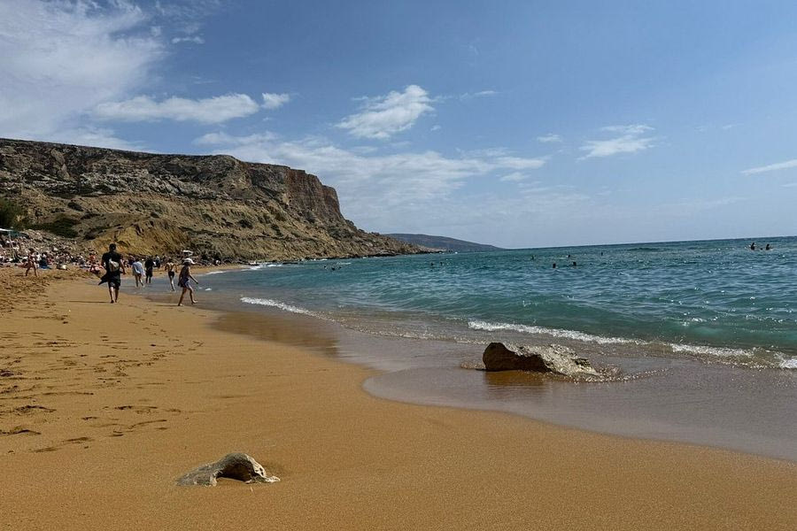 Κόκκινη Άμμος: Ένα κομμάτι του παραδείσου σε μια παραλία στη νότια Κρήτη