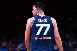 Λούκα Ντόντσιτς: Εμφανίστηκε «στεγνός» σε εξώφυλλο περιοδικού μετά από συνεχόμενες προπονήσεις