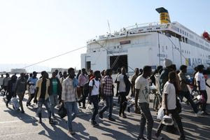 Χανιά: Άλλοι 54 μετανάστες εντοπίστηκαν στην Τρυπητή – Μεταφέρονται στη Σούδα