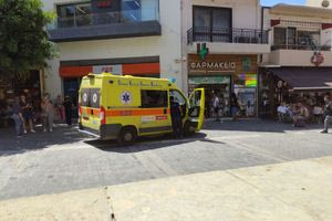 Επέμβαση του ΕΚΑΒ σε περιστατικό στο κέντρο του Ηρακλείου