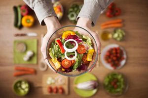 ΕΟΔΥ: 420.000 άνθρωποι παγκοσμίως πεθαίνουν κάθε χρόνο από τροφική δηλητηρίαση