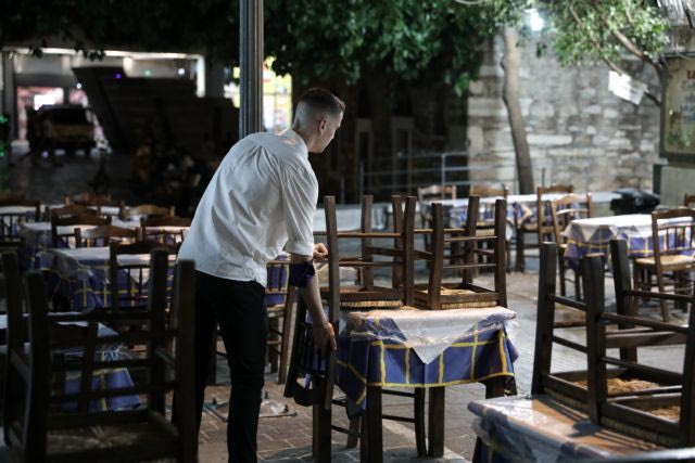 Ευέλικτο ωράριο: Πώς θα λειτουργεί σε εστίαση και εμπόριο – Τι προβλέπει το νέο εργασιακό νομοσχέδιο