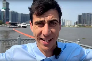 Κύπρος: Οργή με τον Φειδία Παναγιώτου που πήρε συνέντευξη από τον ηγέτη του ψευδοκράτους