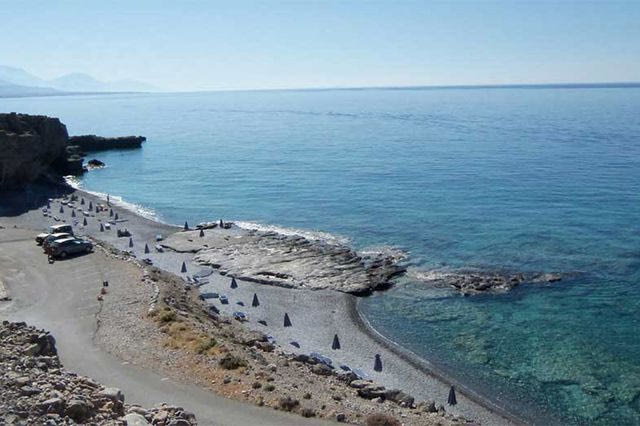Η «επίσημη» παραλία των γυμνιστών στην Κρήτη