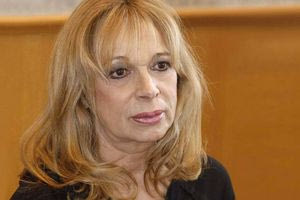 Άννα Φόνσου: Γιόρτασε τα γενέθλιά της φορώντας το μαγιό της