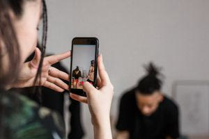 Τεχνητή νοημοσύνη: Η Gen Z θέλει τη βοήθειά της στα ραντεβού