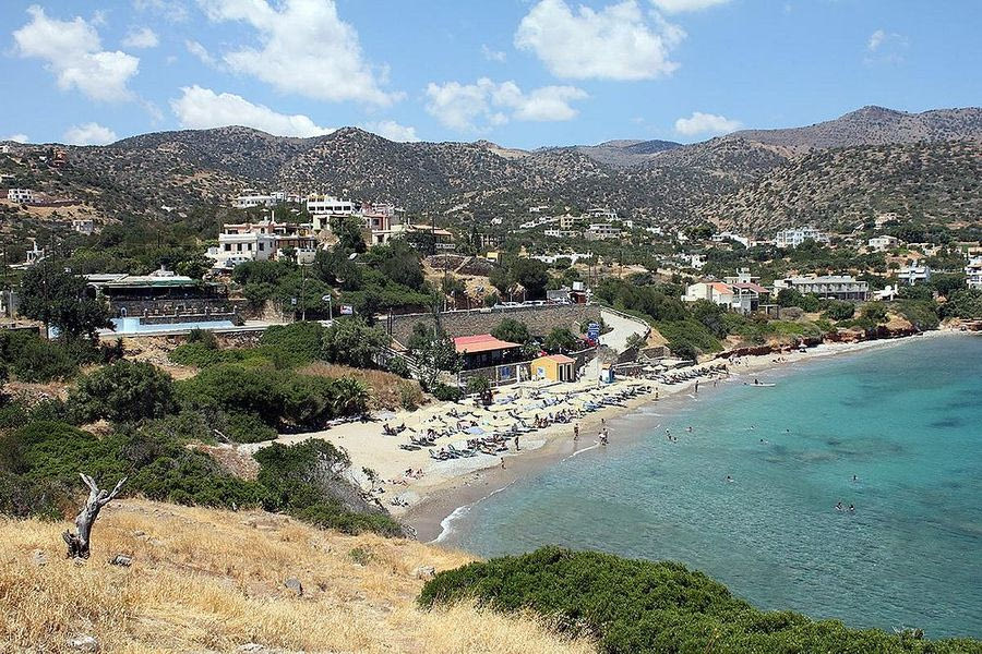 Χαβάνια, η παραλία της Κρήτης με  εύκολη πρόσβαση, ρηχά νερά  και χρυσή άμμο