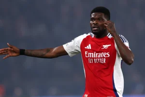 Σοκ στην Αγγλία: Ένταλμα σύλληψης για τον Πάρτεϊ, κατηγορείται για βιασμό!