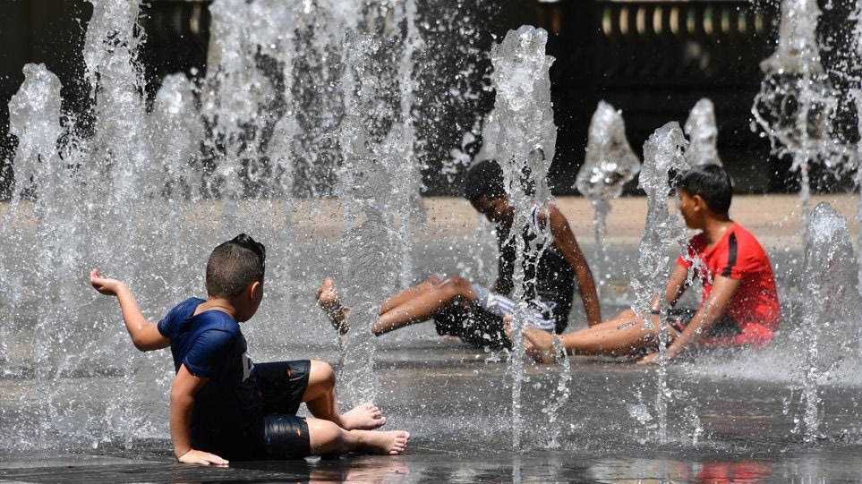 Ισπανία: Η ακραία ζέστη στοίχισε τη ζωή σε 1.180 ανθρώπους από τα μέσα Μαΐου