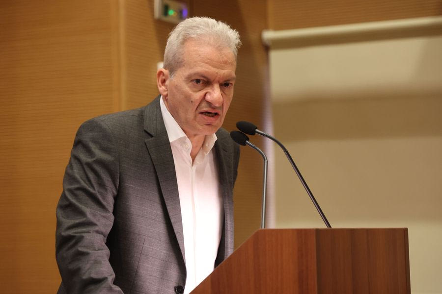 Πώς σχολίασε ο Αλ. Καλοκαιρινός την εξαγγελία για την κλειστή δομή στην Κρήτη (βίντεο)
