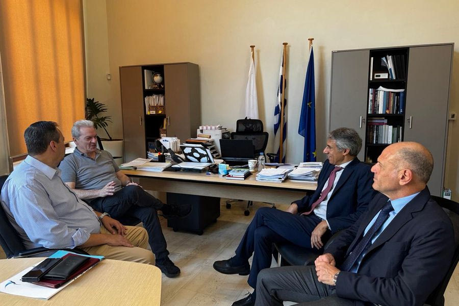 Η πολύπλευρη ανάπτυξη του λιμανιού στο επίκεντρο συνάντησης στη Λότζια