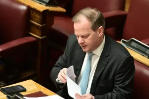 Μέρα Καραμανλή και οι φόβοι του Κυριάκου, ο σκοτωμός ΝΔ-ΠΑΣΟΚ για το αν τα…έφαγαν μαζί ή χώρια! Τα λεφτά που έφτασαν από τις Βρυξέλλες και το μισό δισ ευρώ που χρωστάει η ΝΔ!