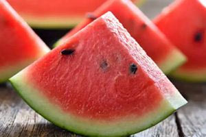 Τι συμβαίνει στο σώμα σου όταν τρως τα κουκούτσια από το καρπούζι