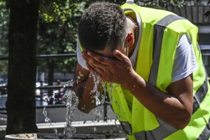 Ιταλία: Στο «κόκκινο» 18 πόλεις λόγω καύσωνα
