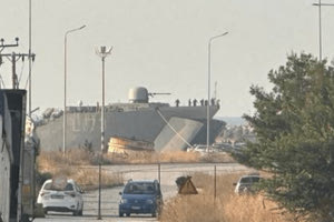 Ταξίδι-μαρτύριο για μετανάστες και αστυνομικούς! (βίντεο)