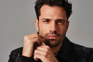 Κωνσταντίνος Αργυρός: Θύμα διαδικτυακής απάτης έπεσε ο τραγουδιστής