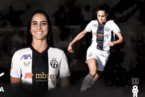 Η Βραζιλιάνα Πάμελα Ντούτρα στην ποδοσφαιρική ομάδα του ΟΦΗ