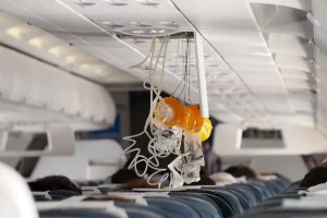 Τρόμος σε ιαπωνικό Boeing: Έπεσε 25.000 πόδια σε 10 λεπτά