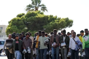 Ακόμα μια διάσωση 63 μεταναστών αυτή τη φορά νότια της Τήλου