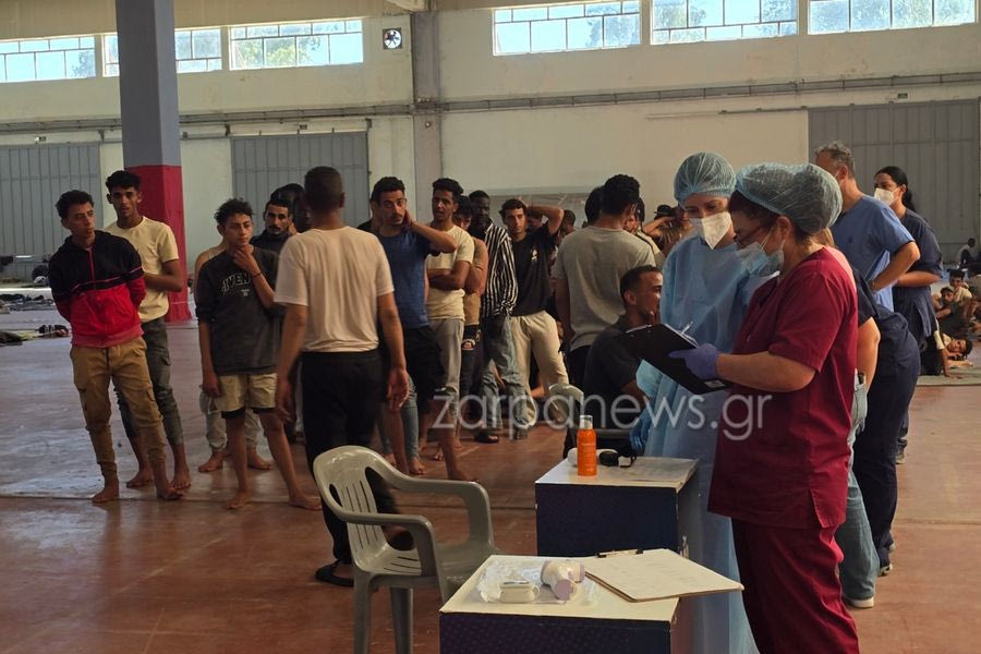 Xανιά: Αναχώρησαν από την Αγυιά οι πρώτοι 94 μετανάστες