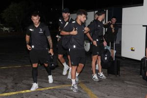 ΟΦΗ: Στην Ολλανδία για το …”χτίσιμό”του-Τι είπε για τις μεταγραφές ο Ράσταβατς(φωτο)