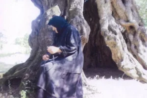 Ποια ηθοποιός θα υποδυθεί την Οσία της Σπιναλόγκας – Νέα τηλεοπτική σειρά