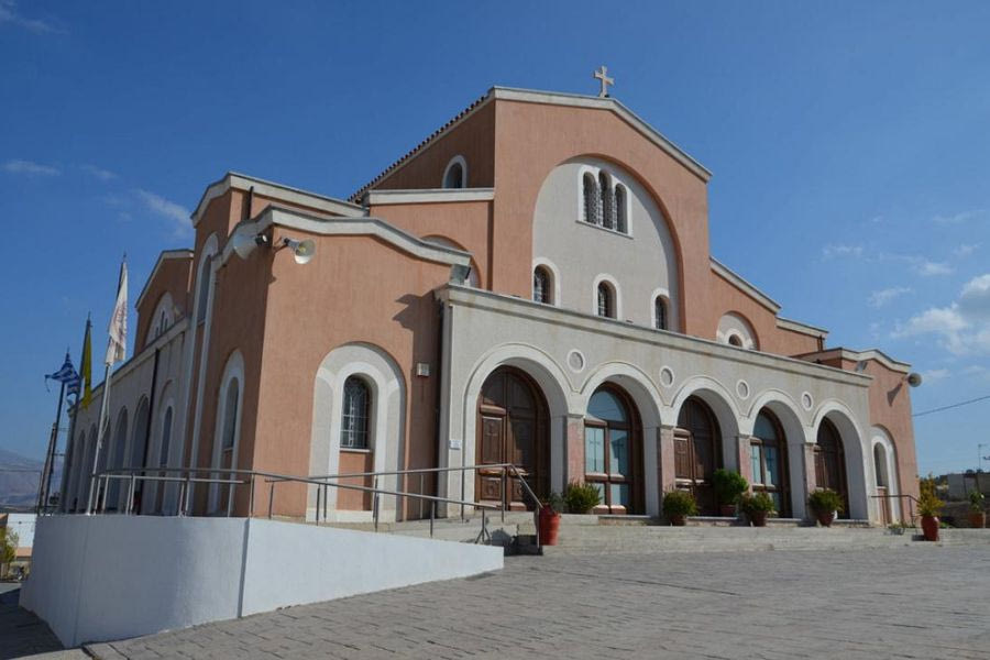Πανηγυρίζει ο Μητροπολιτικός Ναός του Αγίου Ανδρέα στο Αρκαλοχώρι