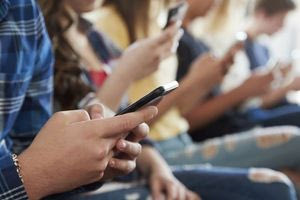 Κάνουν διάλειμμα από τα social media τα παιδιά και οι έφηβοι και ο λόγος είναι σοβαρός