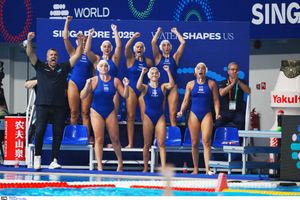 Πόλο: Κορίτσια για… φίλημα, στον τελικό του Παγκοσμίου