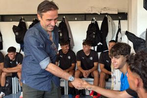 Με έμφαση στην θέληση και την σκληρή… δουλειά οι ομιλίες από Πουρσανίδη, Βενετίδη και Πατεμτζή στο ξεκίνημα της προετοιμασίας της Κ19 του ΟΦΗ