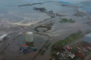 Τσουνάμι στον Ειρηνικό: Τα πρώτα κύματα «χτύπησαν» Χαβάη και Αλάσκα