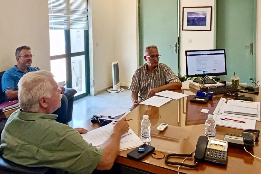 Συνάντηση εργασίας της ΔΕΥΑ Χερσονήσου για τη λειψυδρία